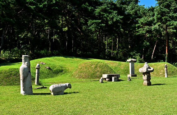 全州李氏安阳君墓